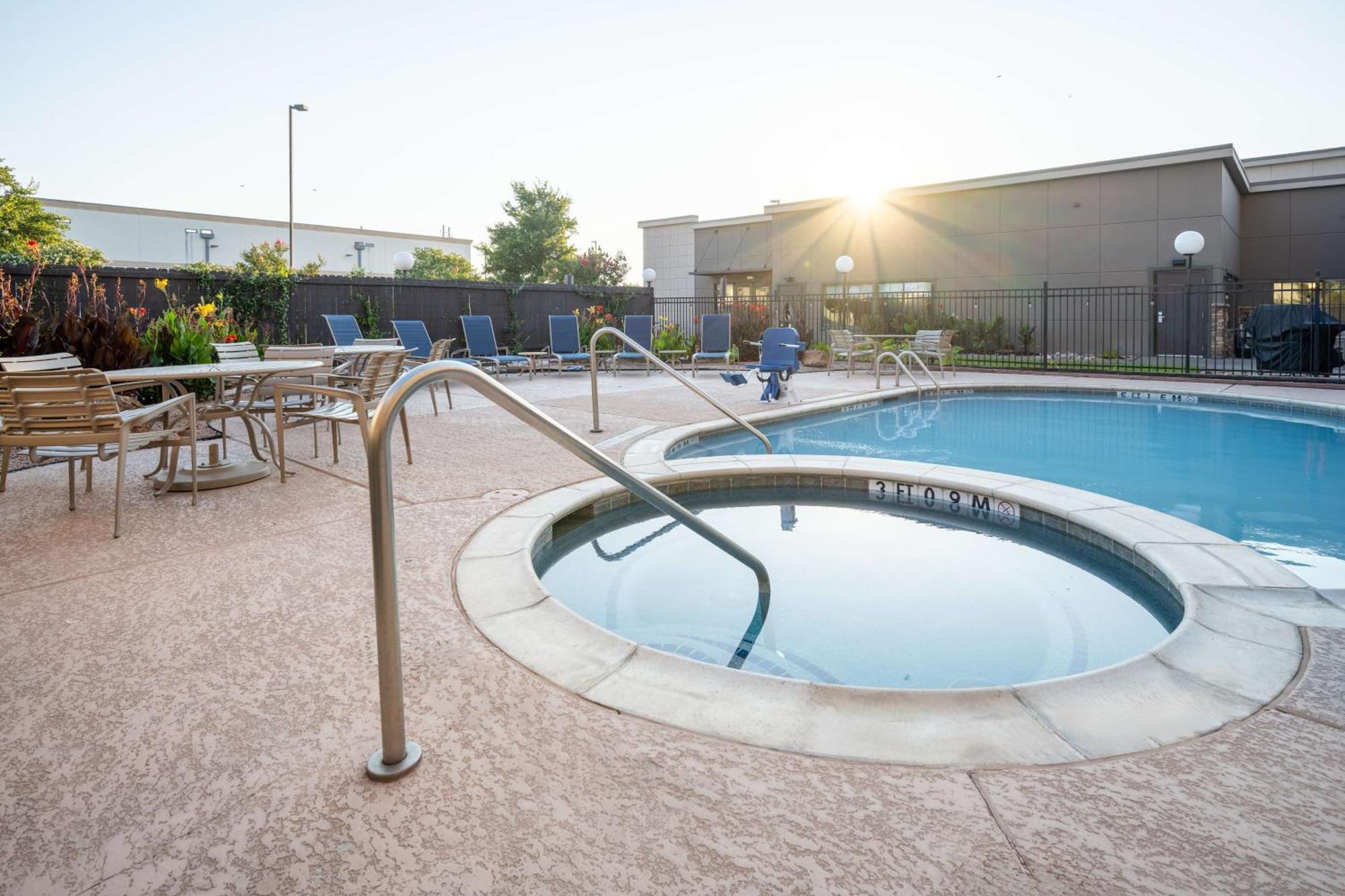 Best Western Premier Bryan College Station Exterior foto
